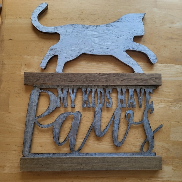 My Kids Have Paws Metal Wooden Cat Wall Hanging Sign Country Farmhouse - Picture 1 of 8